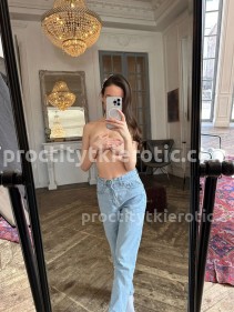 Фото проститутки Вика №3 в городе Батайск